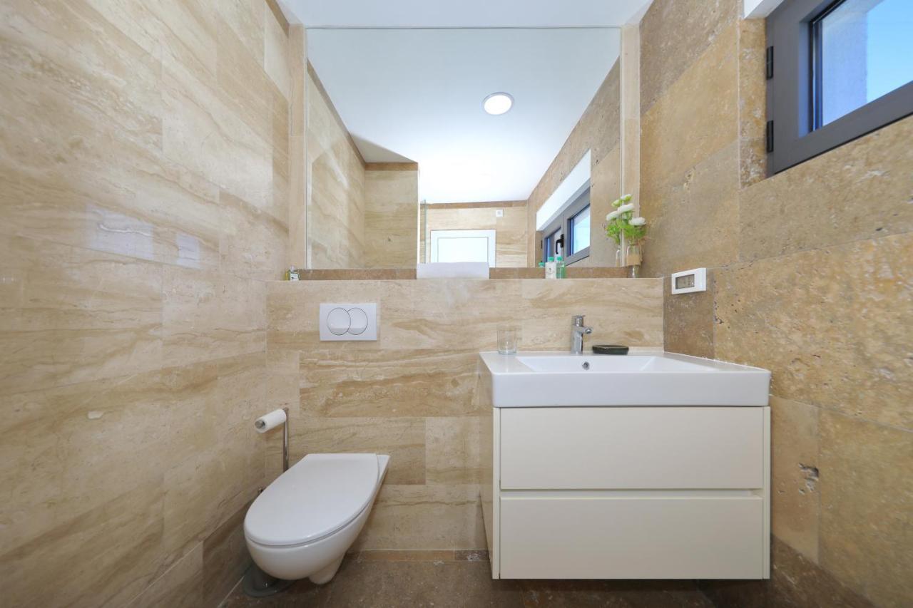 Penthouse Diem - Private Pool With Sea View Zadar Exterior photo